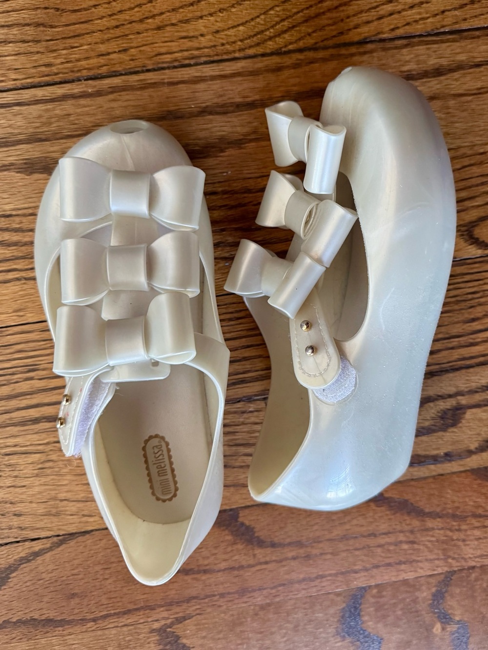 MINI MELISSA Triple Bow Ballet Flat Pearl White Dress Mary Jane Shoes 12
